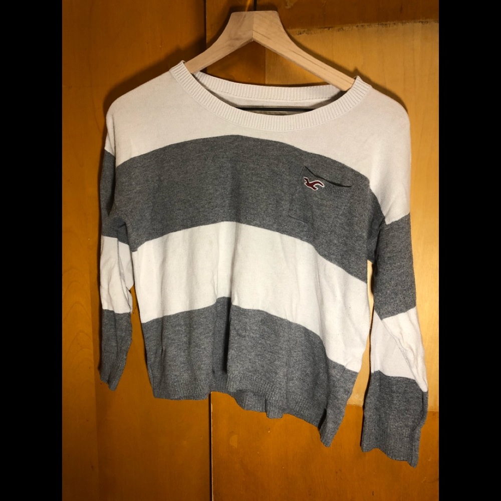 Hollister whiter sand grey striped Sweater pocket